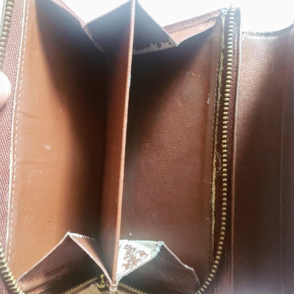 Louis Vuitton Monogram Bifold Wallet with COA - Picture 6 of 16